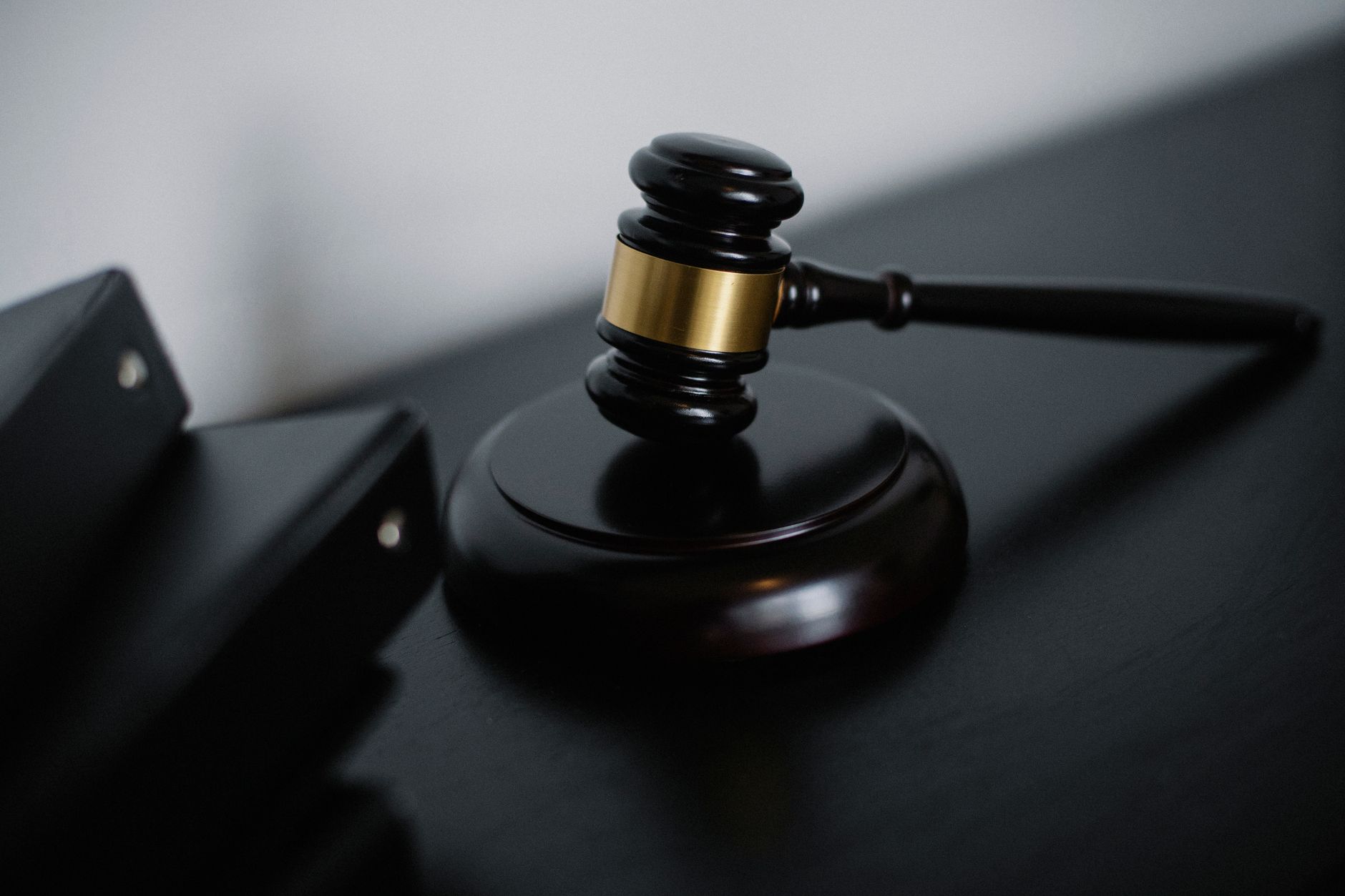 UAE AI Regulations 2026: What Companies Must Know (Laws, Sandboxes, Compliance)